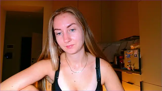 BluueSilk online show from 11-17-25, 07:45