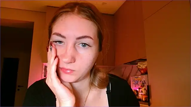 BluueSilk online show from 02-02-26, 06:23