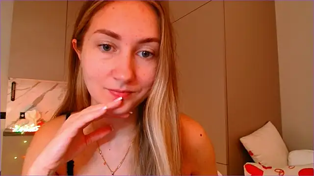 BluueSilk online show from 12-03-25, 08:25