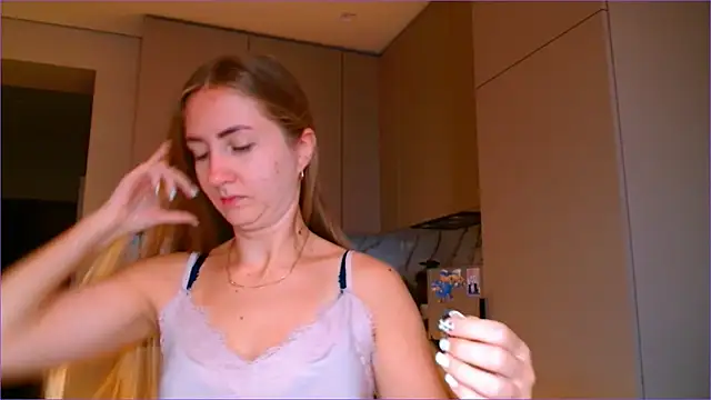 BluueSilk online show from 11-10-25, 06:40