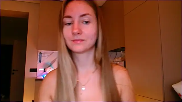 BluueSilk online show from 12-02-25, 06:15