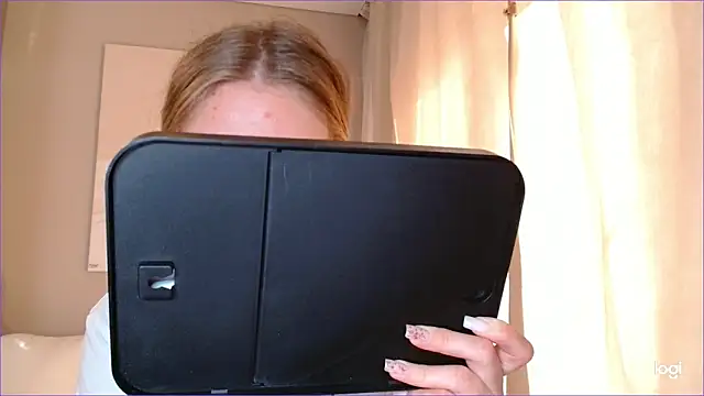 BluueSilk online show from 09-18-25, 06:27