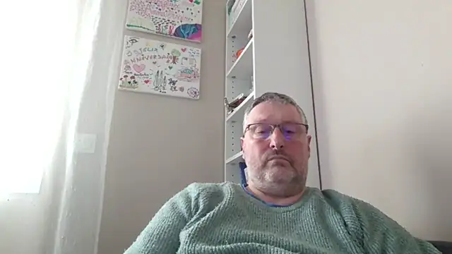 Snapshot of doudou310 chatting on 02-15-26, 09:41 doudou310 online show from 02-15-26, 09:41