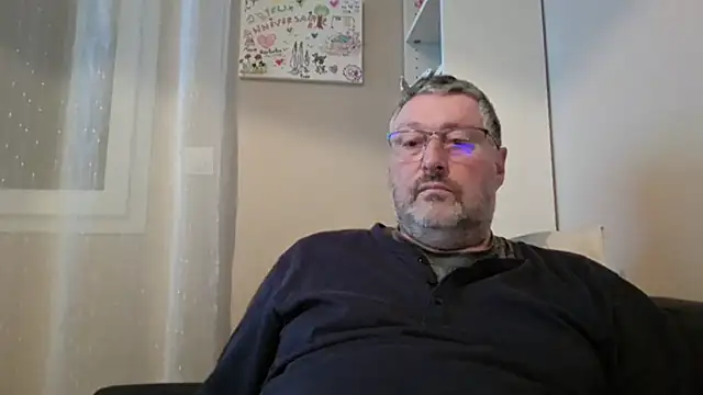 Snapshot of doudou310 chatting on 02-23-26, 05:09 doudou310 online show from 02-23-26, 05:09