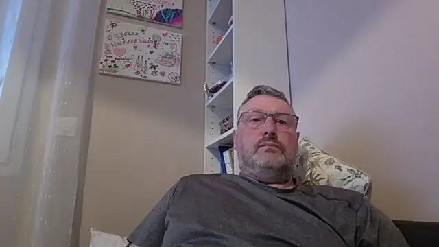 doudou310 online show from 03-20-26, 05:30