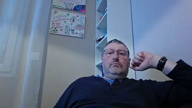 Snapshot of doudou310 chatting on 02-16-26, 04:55 doudou310 online show from 02-16-26, 04:55