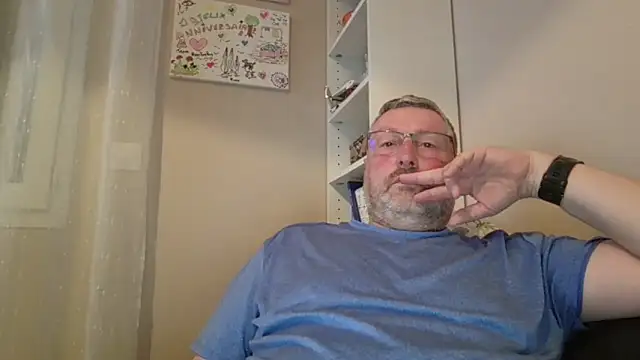 doudou310 online show from 03-19-26, 05:18