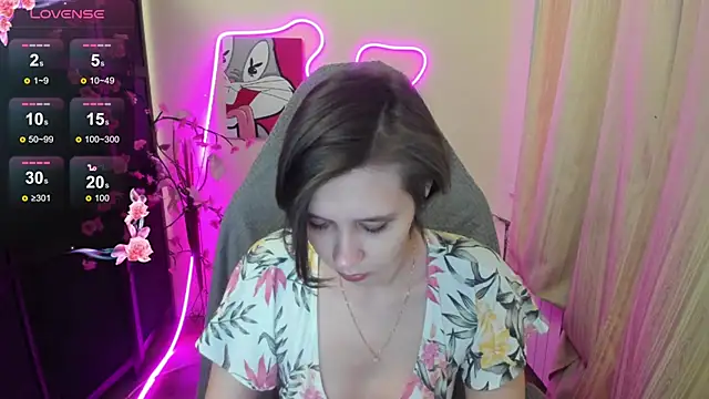 Snapshot of Scarlet_Sirenn chatting on 02-21-26, 01:07 Scarlet Sirenn online show from 02-21-26, 01:07