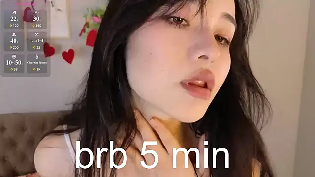 Noiry Vuvez online show from 06-06-26, 08:03