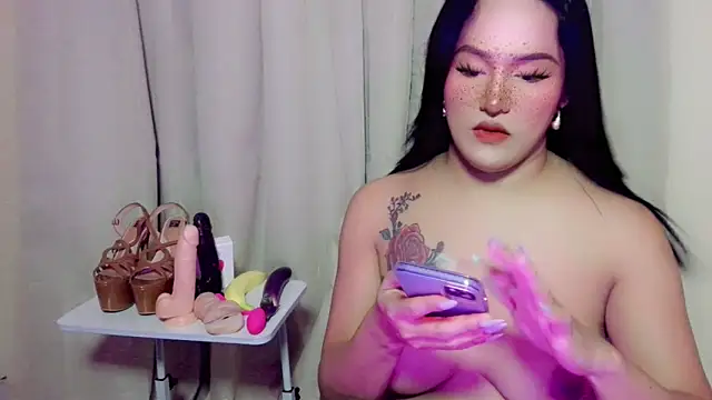 Snapshot of ChloeAsian chatting on 05-28-26, 08:11 ChloeAsian online show from 05-28-26, 08:11