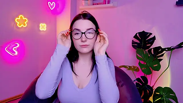 Snapshot of AliceChanel chatting on 02-04-26, 03:12 AliceChanel online show from 02-04-26, 03:12