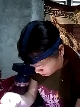 Snapshot of l_kiss chatting on 02-18-26, 01:14 l kiss online show from 02-18-26, 01:14