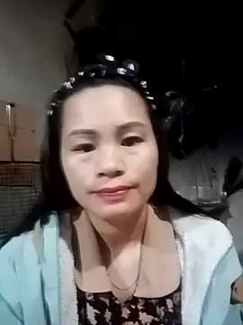 Snapshot of l_kiss chatting on 02-26-26, 11:49 l kiss online show from 02-26-26, 11:49