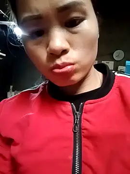 Snapshot of l_kiss chatting on 02-19-26, 05:37 l kiss online show from 02-19-26, 05:37