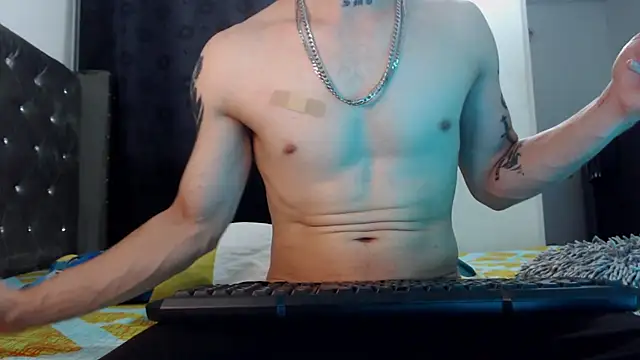 Snapshot of TylerBelfort chatting on 06-04-26, 12:26 TylerBelfort online show from 06-04-26, 12:26