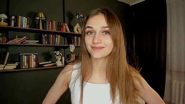 JuliannaLeiding online show from 02-24-26, 07:37