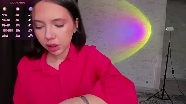 Snapshot of Hey_Mia chatting on 02-24-26, 04:24 Hey Mia online show from 02-24-26, 04:24