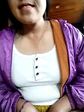 Snapshot of Tina-beo chatting on 05-02-26, 01:11 Tina-beo online show from 05-02-26, 01:11