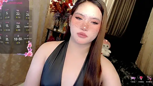 Snapshot of IsabellaXoXo69 chatting on 06-08-26, 12:05 IsabellaXoXo69 online show from 06-08-26, 12:05