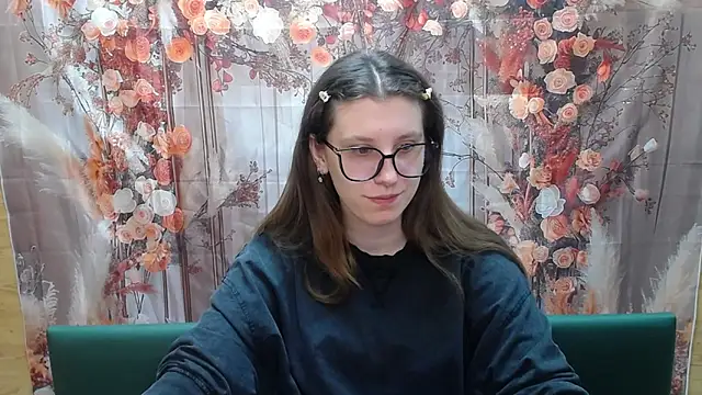 LilianaShine online show from 03-04-26, 06:21