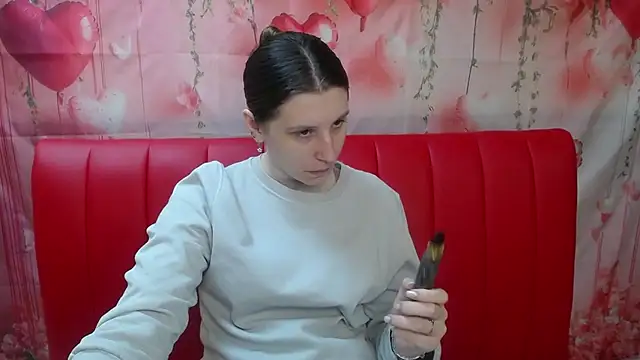 Snapshot of LilianaShine chatting on 05-05-26, 05:10 LilianaShine online show from 05-05-26, 05:10
