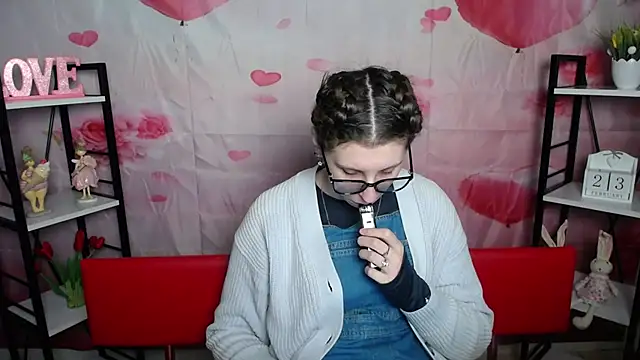 LilianaShine online show from 02-23-26, 06:14