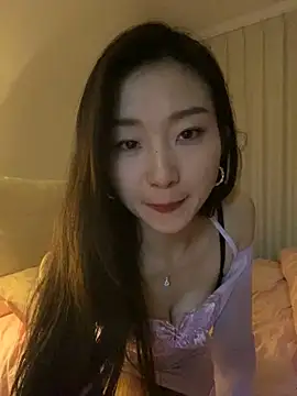 XiaoGui10 online show from 02-13-26, 02:39