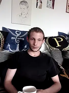 Snapshot of Jungspund25- chatting on 04-19-26, 05:36 Jungspund25- online show from 04-19-26, 05:36