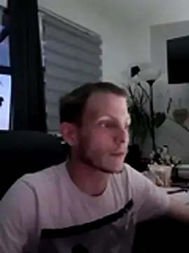 Snapshot of Jungspund25- chatting on 05-21-26, 07:55 Jungspund25- online show from 05-21-26, 07:55