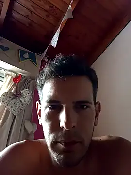 AmorSobra online show from 03-03-26, 05:09