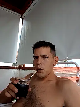 AmorSobra online show from 02-16-26, 09:24