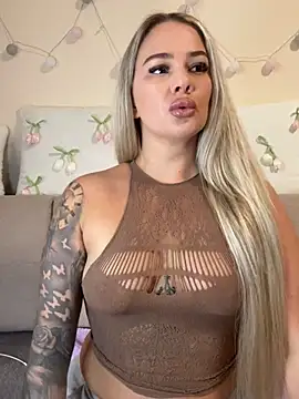 sexybatwomen33 online show from 05-08-26, 07:56