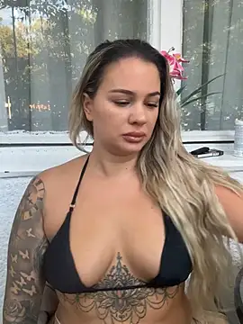 sexybatwomen33 online show from 07-18-26, 04:54