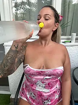 sexybatwomen33 online show from 07-15-26, 05:47