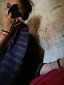Snapshot of Sunali_Bendre chatting on 06-02-26, 11:10 Sunali Bendre online show from 06-02-26, 11:10