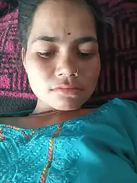 Snapshot of Sunali_Bendre chatting on 06-10-26, 12:17 Sunali Bendre online show from 06-10-26, 12:17