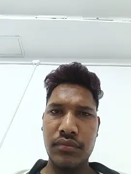 WobblySandip123 online show from 06-10-26, 06:53