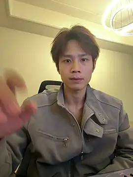 Snapshot of SM_004 chatting on 03-22-26, 12:29 SM 004 online show from 03-22-26, 12:29