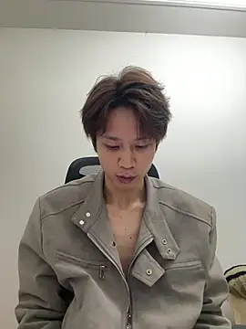 Snapshot of SM_004 chatting on 03-26-26, 11:08 SM 004 online show from 03-26-26, 11:08