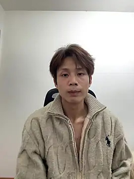 Snapshot of SM_004 chatting on 03-18-26, 11:35 SM 004 online show from 03-18-26, 11:35