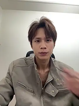 Snapshot of SM_004 chatting on 03-27-26, 11:33 SM 004 online show from 03-27-26, 11:33