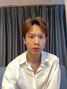 Snapshot of SM_004 chatting on 04-08-26, 10:50 SM 004 online show from 04-08-26, 10:50