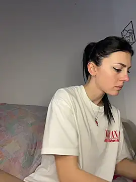 alibi room online show from 03-18-26, 01:46