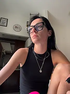 Snapshot of alibi_room chatting on 06-06-26, 02:55 alibi room online show from 06-06-26, 02:55