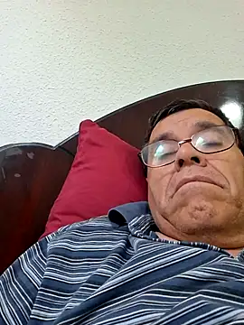 Snapshot of eros3442 chatting on 02-17-26, 11:24 eros3442 online show from 02-17-26, 11:24