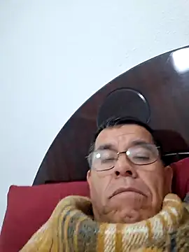 Snapshot of eros3442 chatting on 02-10-26, 02:21 eros3442 online show from 02-10-26, 02:21