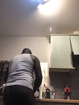 Snapshot of Truelove001 chatting on 02-06-26, 08:27 Truelove001 online show from 02-06-26, 08:27