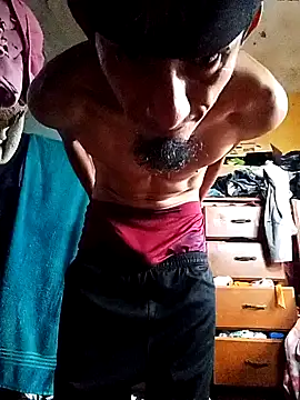 Snapshot of CHO8708 chatting on 06-14-26, 01:23 CHO8708 online show from 06-14-26, 01:23