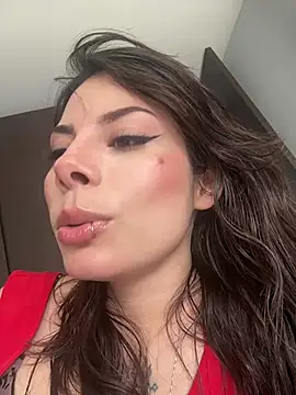 Isalove99 online show from 02-26-26, 04:07