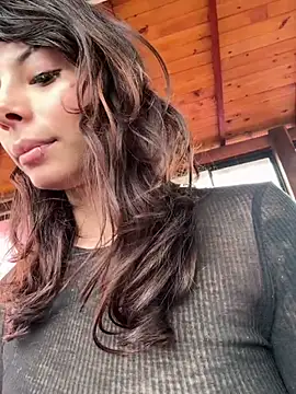 Isalove99 online show from 04-11-26, 01:59